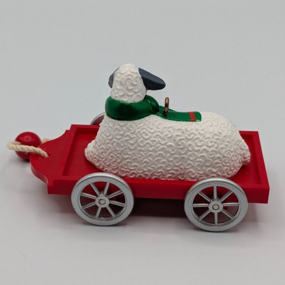 Hallmark Keepsake Nostalgic Lamb 1989, Vintage Christmas Ornament - Picture 5 of 12
